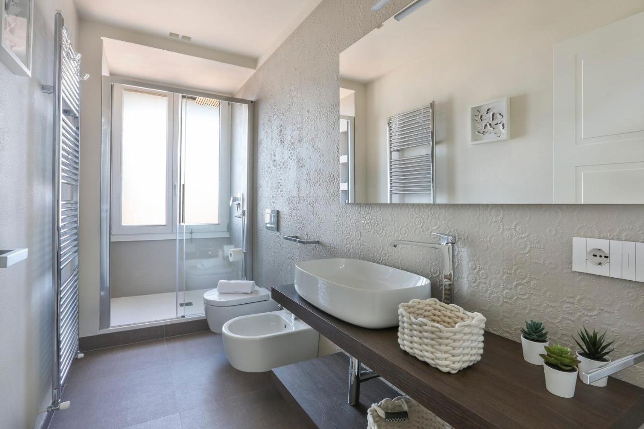 Апартаменты Penthouse With Big Terrace In Oltrarno Флоренция Экстерьер фото